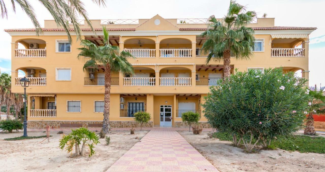 Residential Jardin Del Pintor - La Casa Amarilla Apartment Jacarilla Bagian luar foto